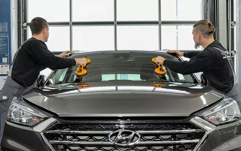 Hyunday - Nord-Ostsee Autombilie - Scheibenreparatur